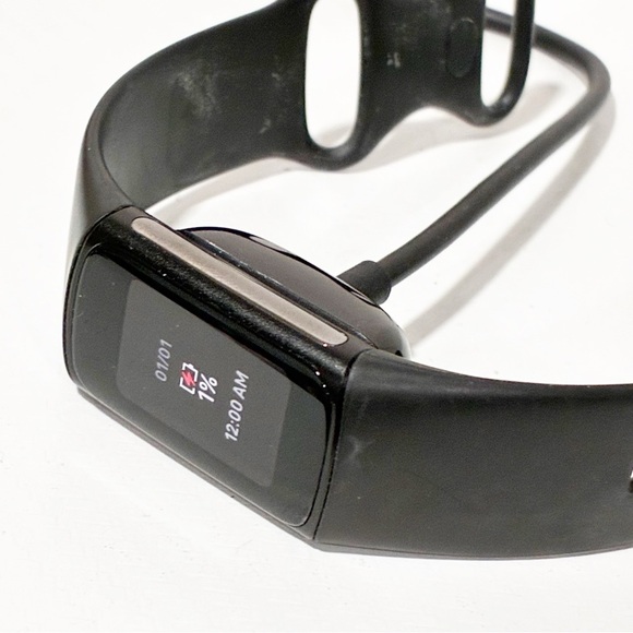 Fitbit Charge 6 Health & Fitness Tracker Watch Black NEW OPEN BOX - Picture 2 of 4